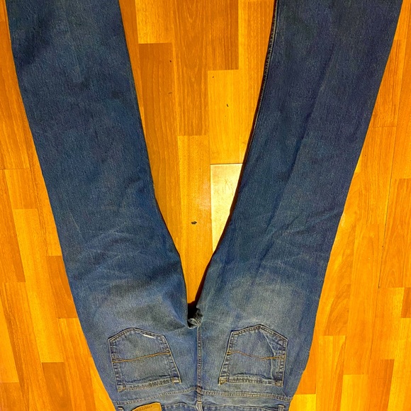 Like new Aeropostale Jeans Relaxed Fit Stone Wash - Picture 4 of 6